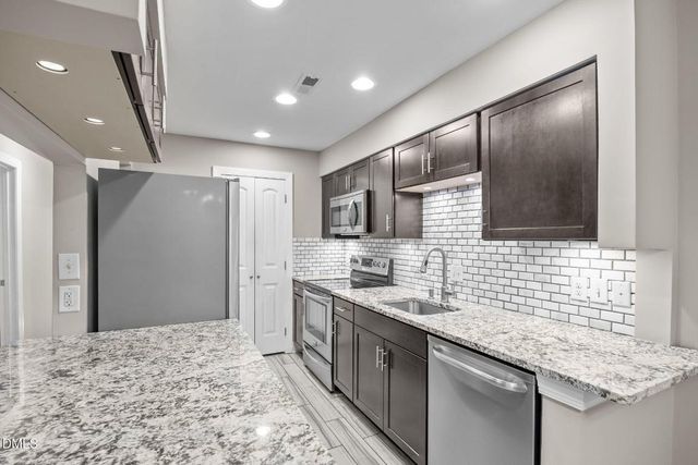 1130 Schaub Drive J, Raleigh, NC 27606