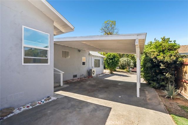 11034 Scoville, Sunland, CA 91040