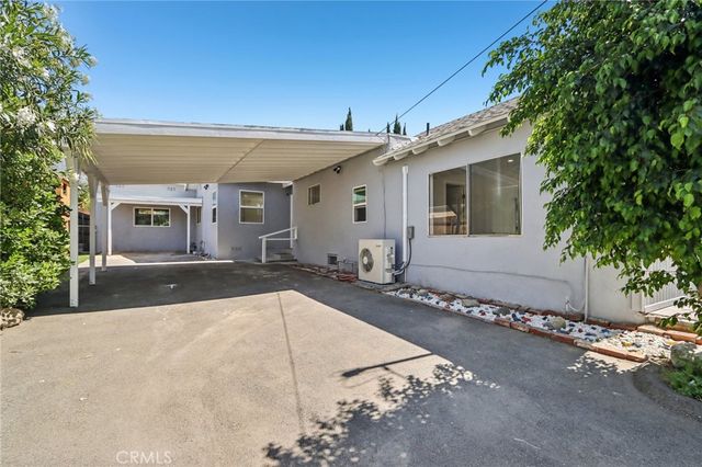 11034 Scoville, Sunland, CA 91040