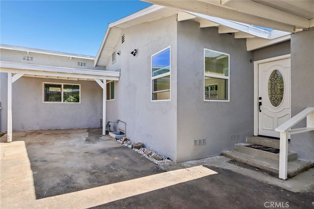 11034 Scoville, Sunland, CA 91040