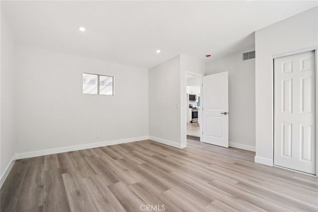 11034 Scoville, Sunland, CA 91040