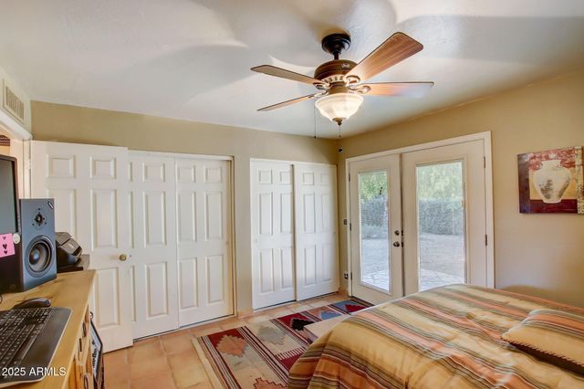 2210 E FORGE Avenue, Mesa, AZ 85204