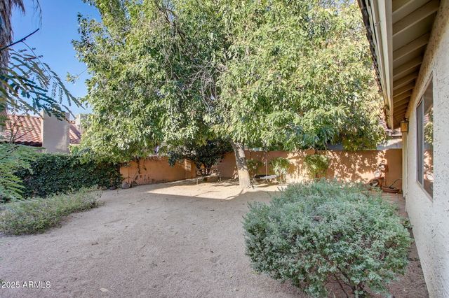 2210 E FORGE Avenue, Mesa, AZ 85204