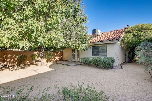 2210 E FORGE Avenue, Mesa, AZ 85204