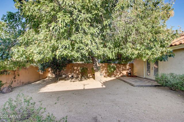 2210 E FORGE Avenue, Mesa, AZ 85204