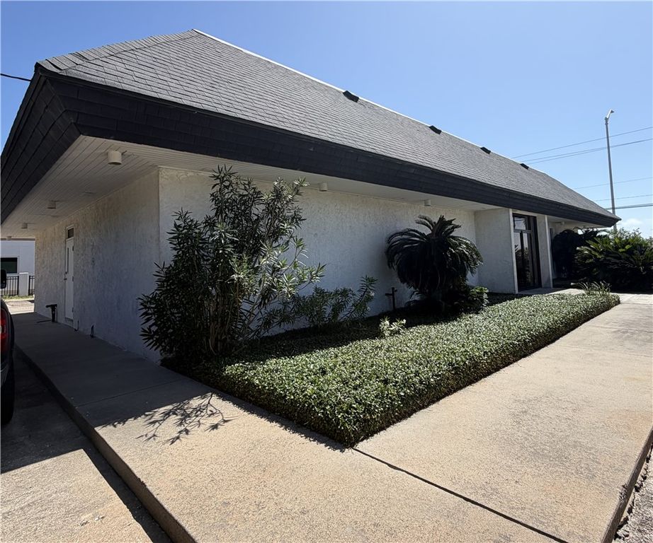 14302 S Padre Island Dr, Corpus Christi, TX 78418 — exterior