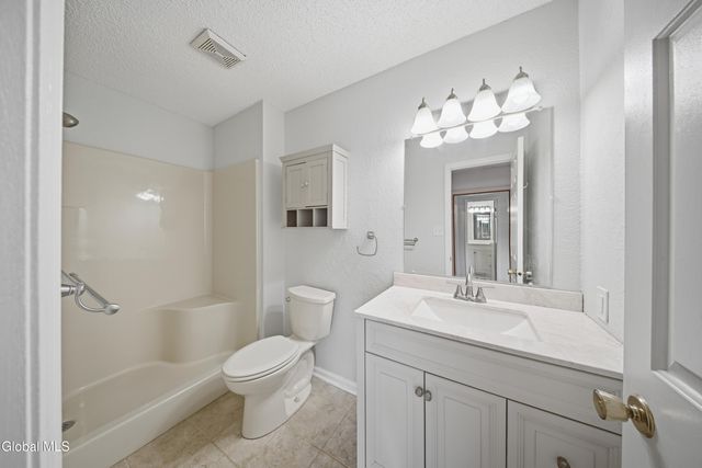 39 Wilan Lane, Albany, NY 12203