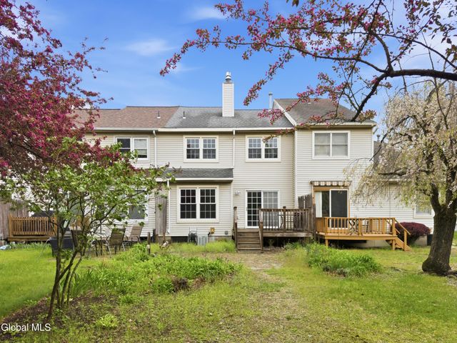 39 Wilan Lane, Albany, NY 12203