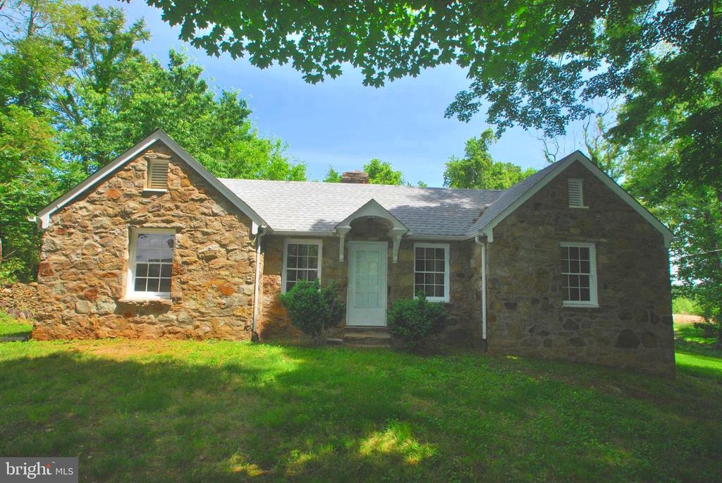23131 OAKHAM FARM LN, Middleburg, VA 20117