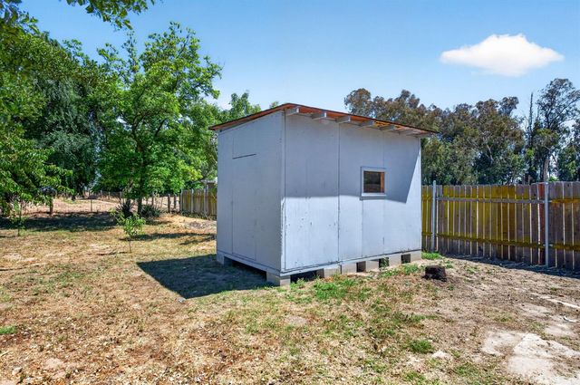 5732 S Peach Avenue, Fresno, CA 93725