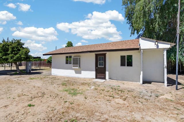 5732 S Peach Avenue, Fresno, CA 93725