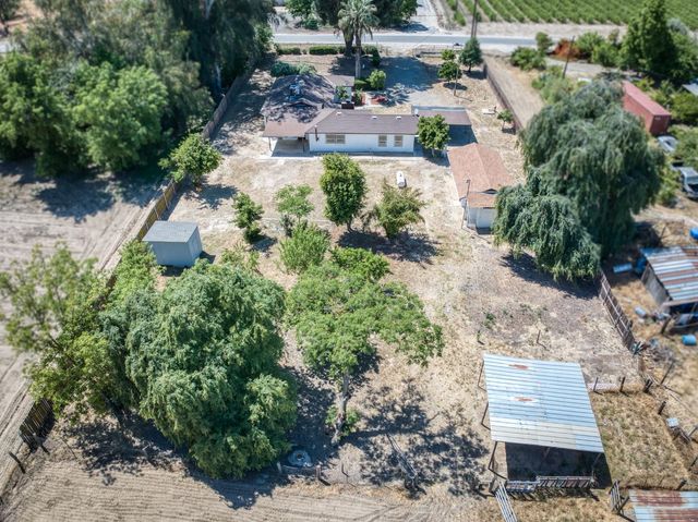 5732 S Peach Avenue, Fresno, CA 93725