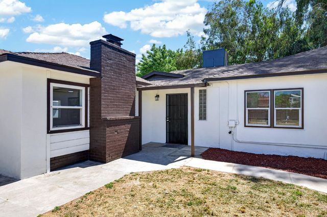 5732 S Peach Avenue, Fresno, CA 93725