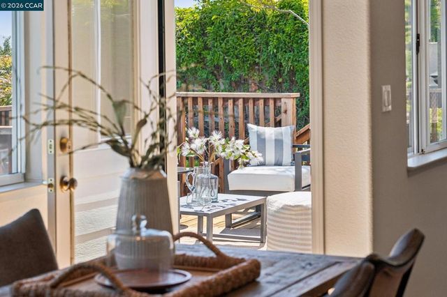 905 Dana Highlands Ct, Lafayette, CA 94549