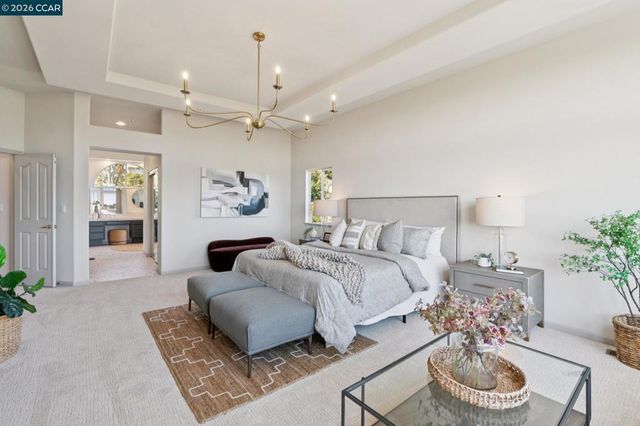 905 Dana Highlands Ct, Lafayette, CA 94549