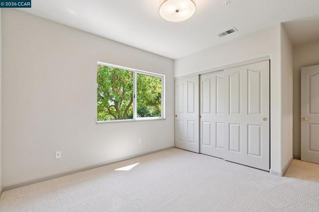 905 Dana Highlands Ct, Lafayette, CA 94549