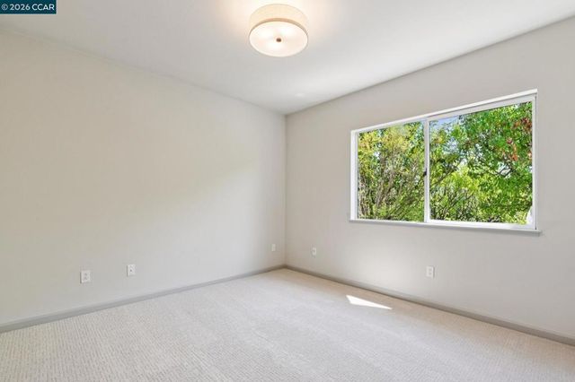 905 Dana Highlands Ct, Lafayette, CA 94549