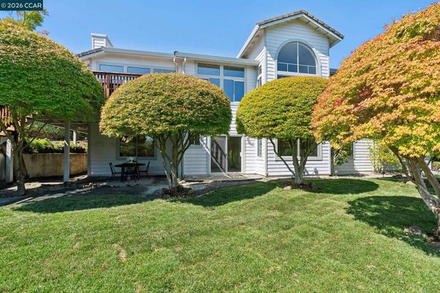 905 Dana Highlands Ct, Lafayette, CA 94549