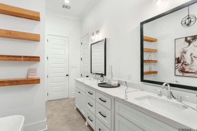 3305 Pointe-marie Dr, Baton Rouge, LA 70820