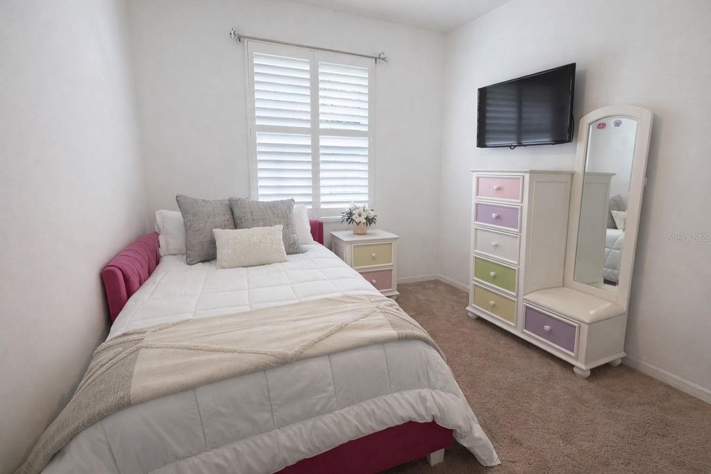 Image 13 of property listing at 9107 PHILLIPS GROVE TERRACE, Orlando, FL 32836