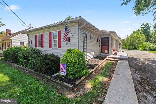 154 W I ST, Carlisle, PA 17013