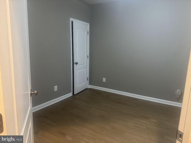 13884 GREENDALE DR, Woodbridge, VA 22191