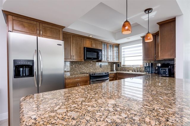 2500 NE 48th Lane 609, Fort Lauderdale, FL 33308