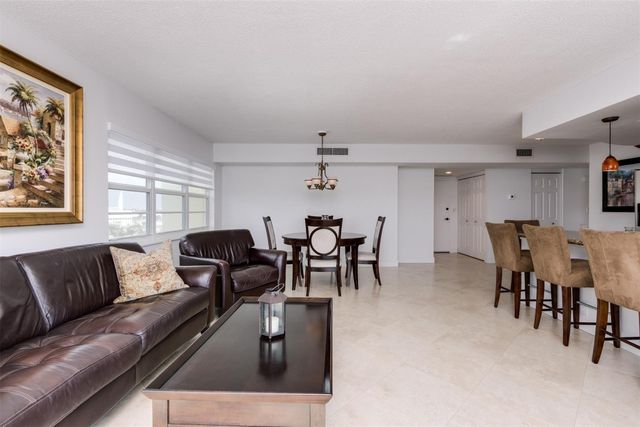 2500 NE 48th Lane 609, Fort Lauderdale, FL 33308