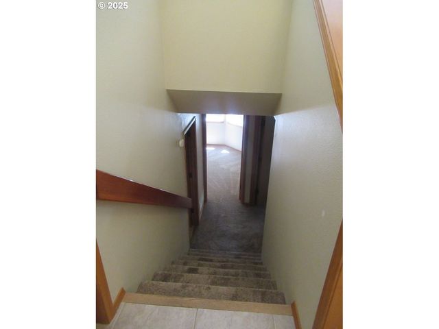 -1 ARROYO RIDGE Ct Nw, Salem, OR 97304