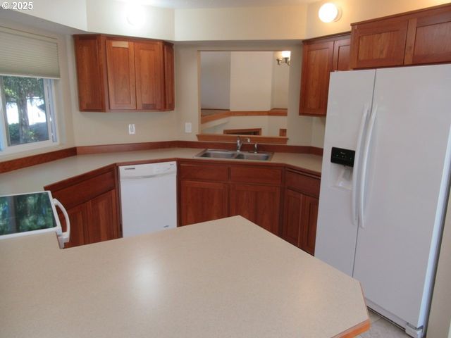 -1 ARROYO RIDGE Ct Nw, Salem, OR 97304