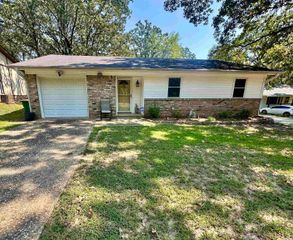 8222 Mark, Sherwood, AR 72120