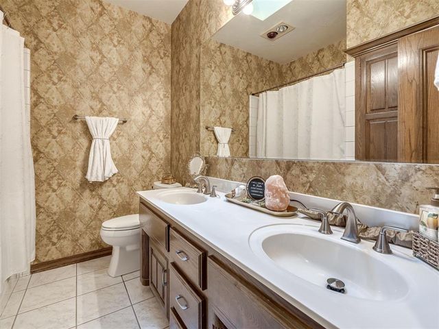 12513 Lorien Way, Oklahoma City, OK 73170