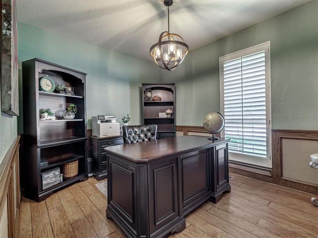 12513 Lorien Way, Oklahoma City, OK 73170