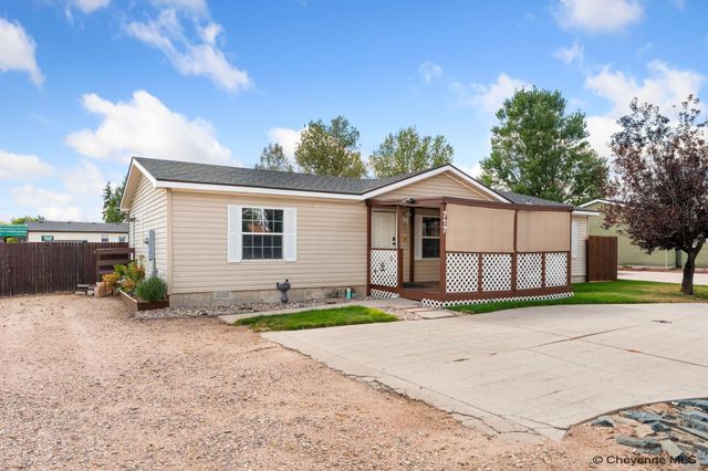717 SUNRIDGE DR, Cheyenne, WY 82007