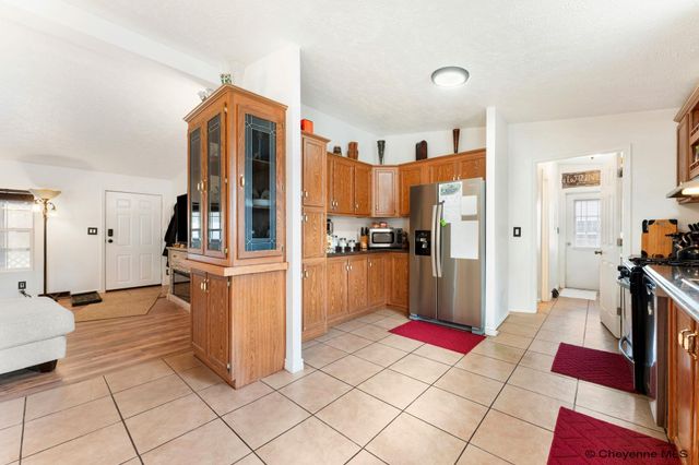 717 SUNRIDGE DR, Cheyenne, WY 82007