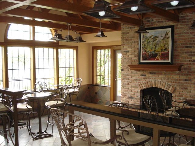 2300 Old Spanish Trail 2129, Houston, TX 77054