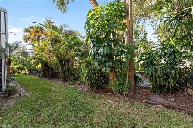 2828 Jackson ST # D8, Fort Myers, FL 33901