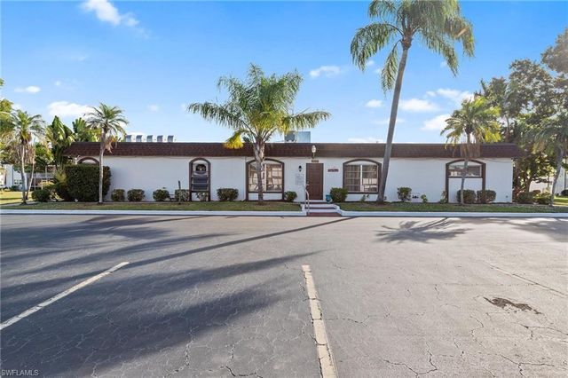 2828 Jackson ST # D8, Fort Myers, FL 33901