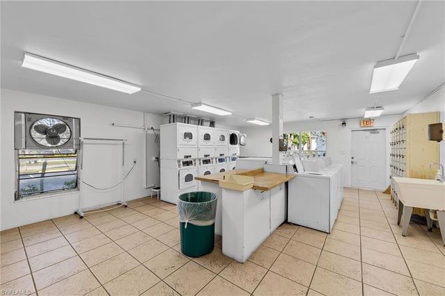 2828 Jackson ST # D8, Fort Myers, FL 33901