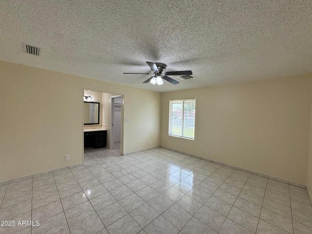 5502 W Frier Drive, Glendale, AZ 85301