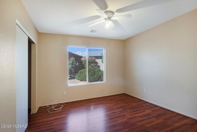 8892 E Apache Well Place, Tucson, AZ 85730