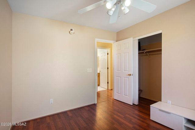 8892 E Apache Well Place, Tucson, AZ 85730
