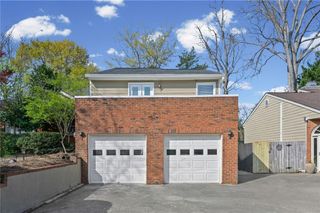 1814 Rockridge Place NE, Atlanta, GA 30324