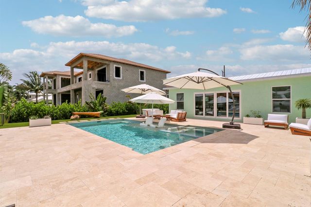 2443 E Edgewater Drive, Palm Beach Gardens, FL 33410