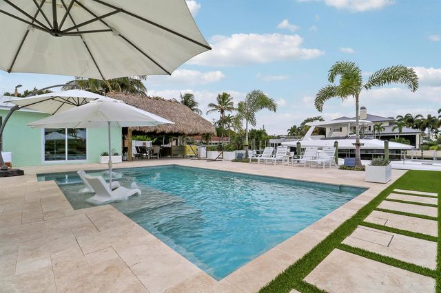 2443 E Edgewater Drive, Palm Beach Gardens, FL 33410