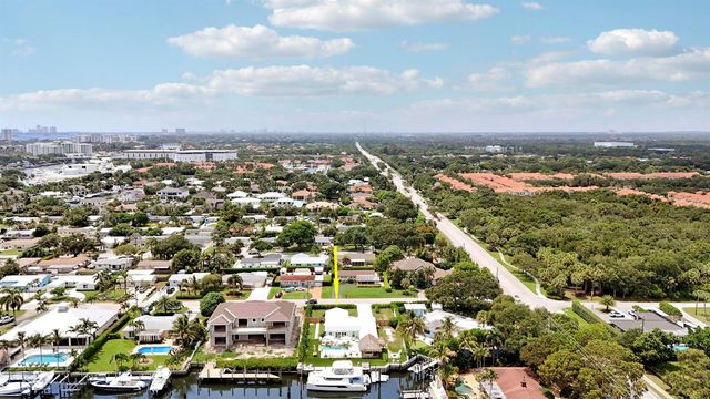 2443 E Edgewater Drive, Palm Beach Gardens, FL 33410