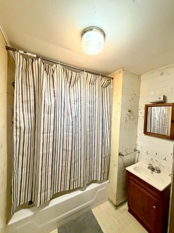 5409 Tell Avenue, Hammond, IN 46320