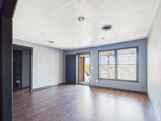 625 N Cuyler Street, Pampa, TX 79065