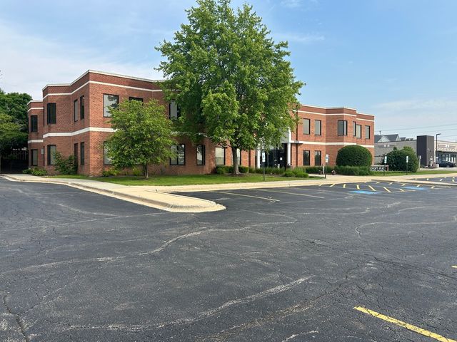 2260 W Higgins Road, Hoffman Estates, IL 60169