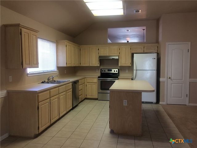 1818 Rally Lane, Harker Heights, TX 76548